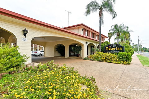 Narrandera Club Motor Inn - Tourism Cairns 0