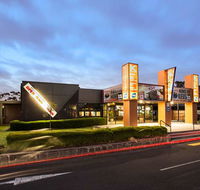 Nightcap at Keysborough Hotel - Tourism Cairns