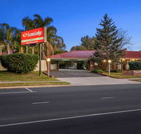 Econo Lodge Border Gateway Wodonga - Tourism Cairns