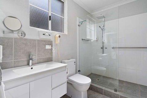 Econo Lodge Border Gateway Wodonga - Tourism Cairns 11