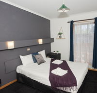 Elm Court Motel - Tourism Cairns