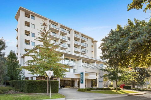 Adina Serviced Apts Canberra Dickson - Tourism Cairns 2