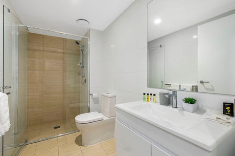 Astra Apartments Newcastle - Tourism Cairns 3