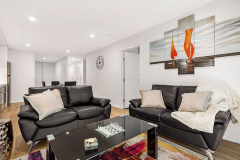 Astra Apartments Newcastle - Tourism Cairns 6