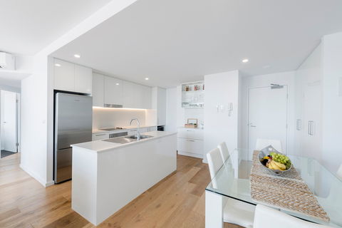 Astra Apartments Newcastle - Tourism Cairns 12