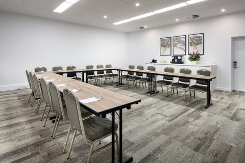 Quest Midland - Tourism Cairns 0