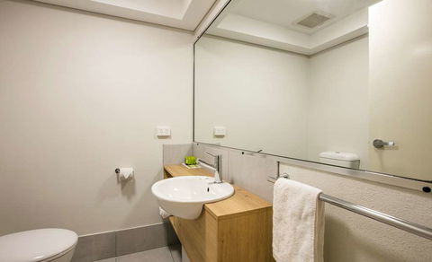Kawana Waters Hotel By NightCap - Tourism Cairns 3