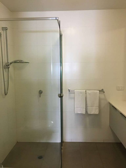 Best Western Plus The Tudor-Box Hill - Tourism Cairns 3