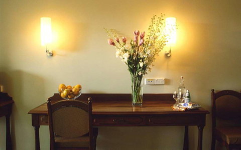 Best Western Plus The Tudor-Box Hill - Tourism Cairns 6