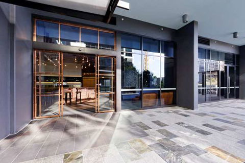 Alpha Mosaic Hotel - Tourism Cairns 1