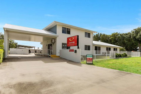 Econo Lodge Beachside - Tourism Cairns 2
