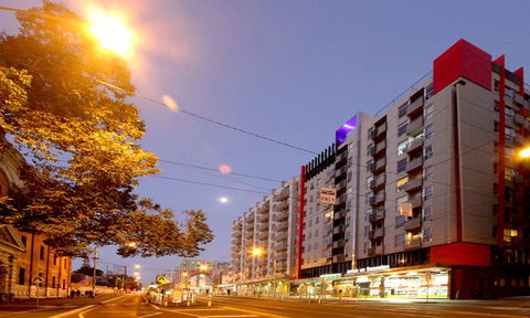 Arrow On Swanston - Tourism Cairns 1