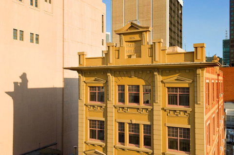 Adelaide Paringa Motel - Tourism Cairns 0