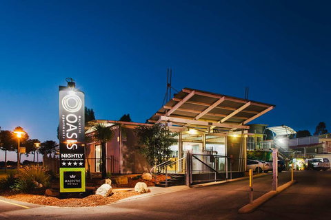 Majestic Oasis Apartments - Tourism Cairns 0