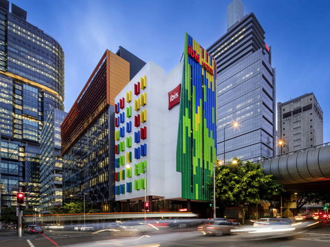 Ibis Sydney Barangaroo - Tourism Cairns 0