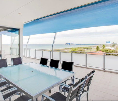 Rockingham Apartments - Tourism Cairns 1