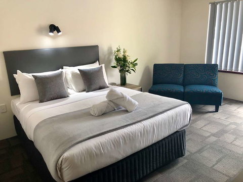 Hotel Clipper - Tourism Cairns 2