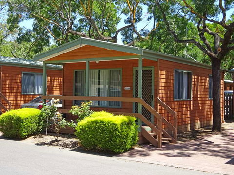 Adelaide Caravan Park - Tourism Cairns 1