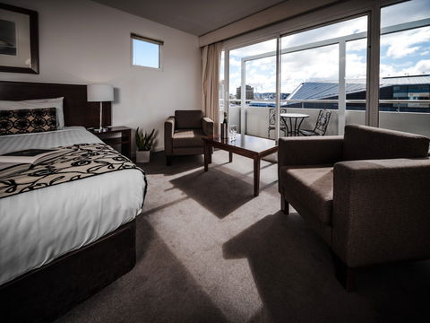 Salamanca Suites - Tourism Cairns 1