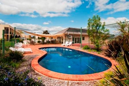 Nagambie Waterfront Motel - Tourism Cairns 2