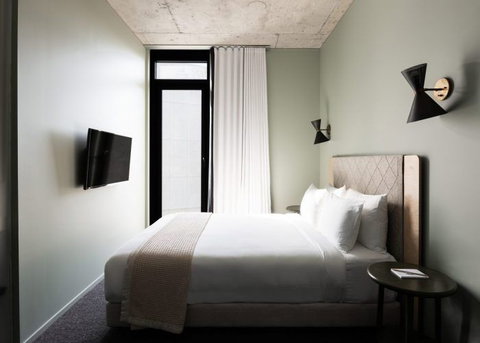 Alex Hotel, Perth - Tourism Cairns 2