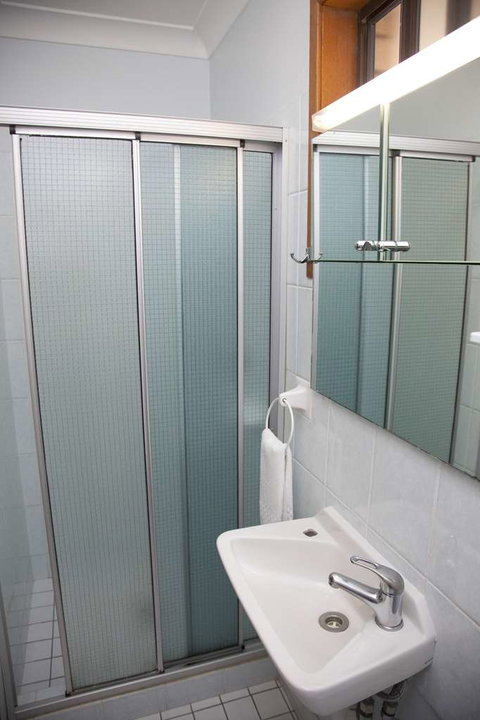 Zig Zag Motel - Tourism Cairns 8