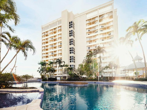 Pullman Cairns International - Tourism Cairns 7
