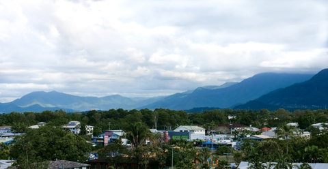 Holiday Inn Cairns Harbourside - Tourism Cairns 4