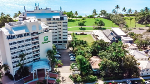 Holiday Inn Cairns Harbourside - Tourism Cairns 17