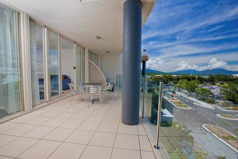 Park Regis City Quays - Tourism Cairns 3