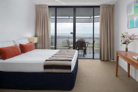 Rydges Esplanade Resort Cairns - Tourism Cairns 5