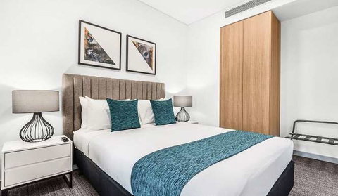 Essence Suites Taringa - Tourism Cairns 1