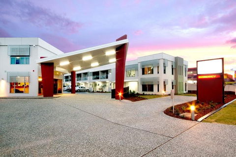 Platinum International - Tourism Cairns 1