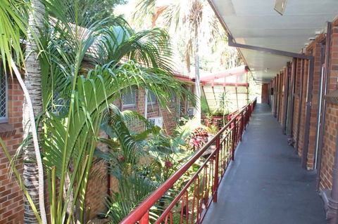 Flinders Motel - Tourism Cairns 2
