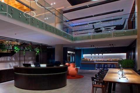 Aloft Perth - Tourism Cairns 1