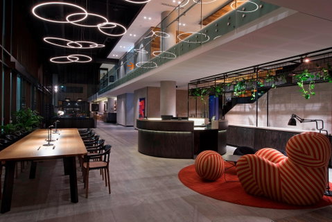 Aloft Perth - Tourism Cairns 2