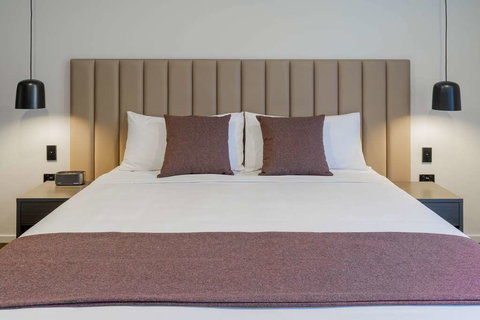 Abode Belconnen - Tourism Cairns 1