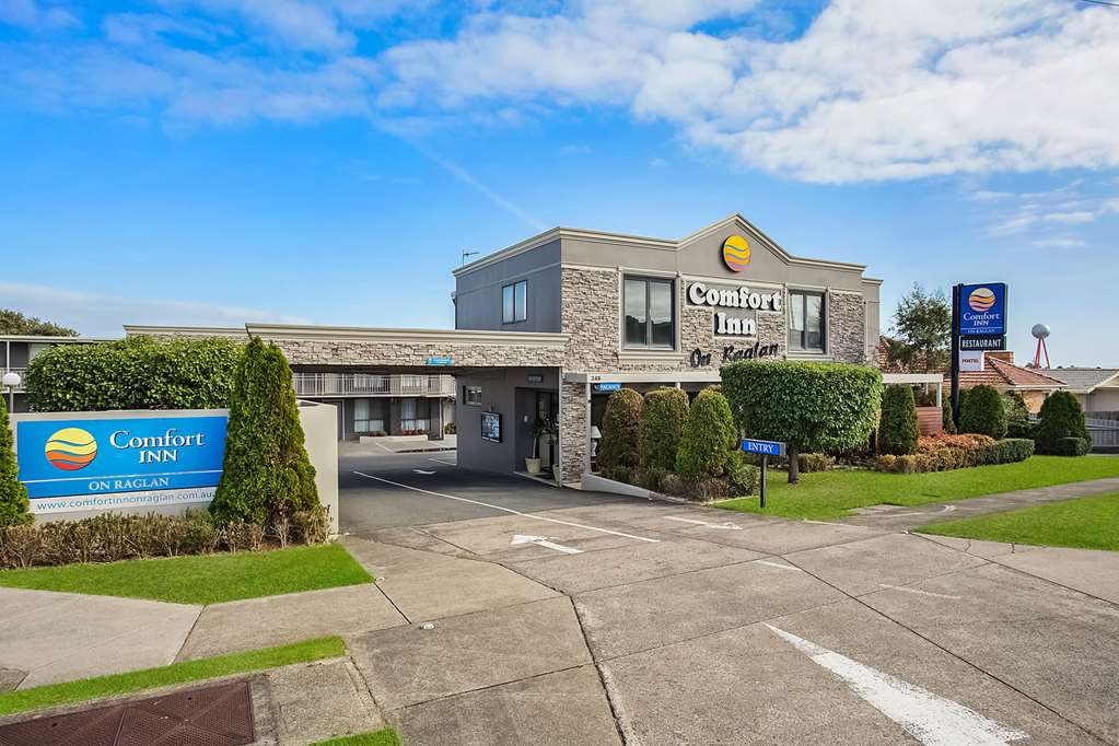 Warrnambool VIC Tourism Cairns