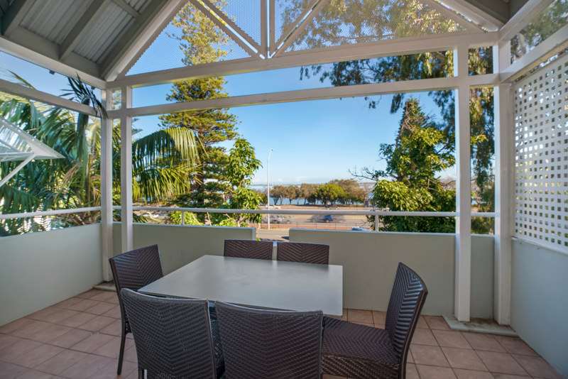 Como WA Tourism Cairns