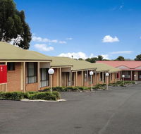 Victoria Lodge Motor Inn  Serviced Apts - Tourism Cairns