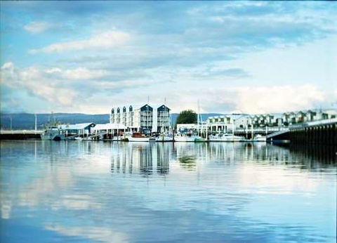 Peppers Seaport Hotel - Tourism Cairns 0