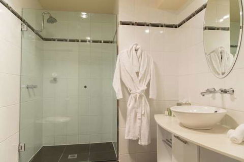 Peppers Seaport Hotel - Tourism Cairns 3