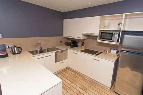 Peppers Seaport Hotel - Tourism Cairns 13