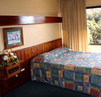 Village Family Motor Inn - Tourism Cairns