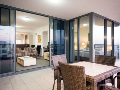 Oaks Aurora - Tourism Cairns 2
