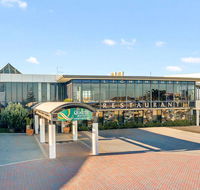 Quality Hotel Lighthouse - Tourism Cairns