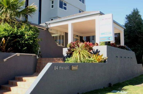 84 The Spit Holiday Apartments - Tourism Cairns 0