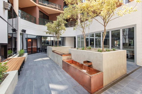 Amora Hotel Riverwalk Melbourne - Tourism Cairns 2