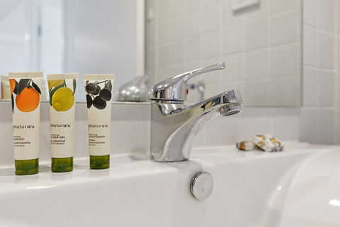 Astra Apartments Parramatta - Tourism Cairns 1
