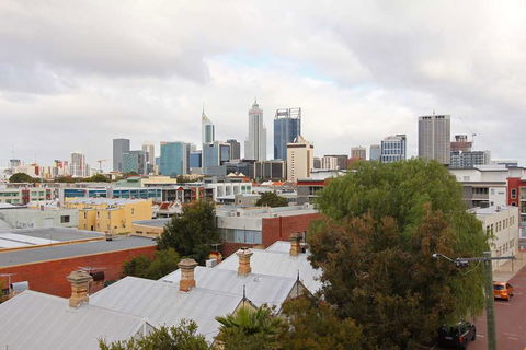 Zappeion Apartments - Tourism Cairns 0